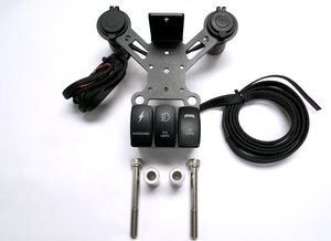 CAN-AM SPYDER 12 VOLT DOCKING STATION SRT-1U12-3S (1-USB, 1-12 Volt 3 Switches)